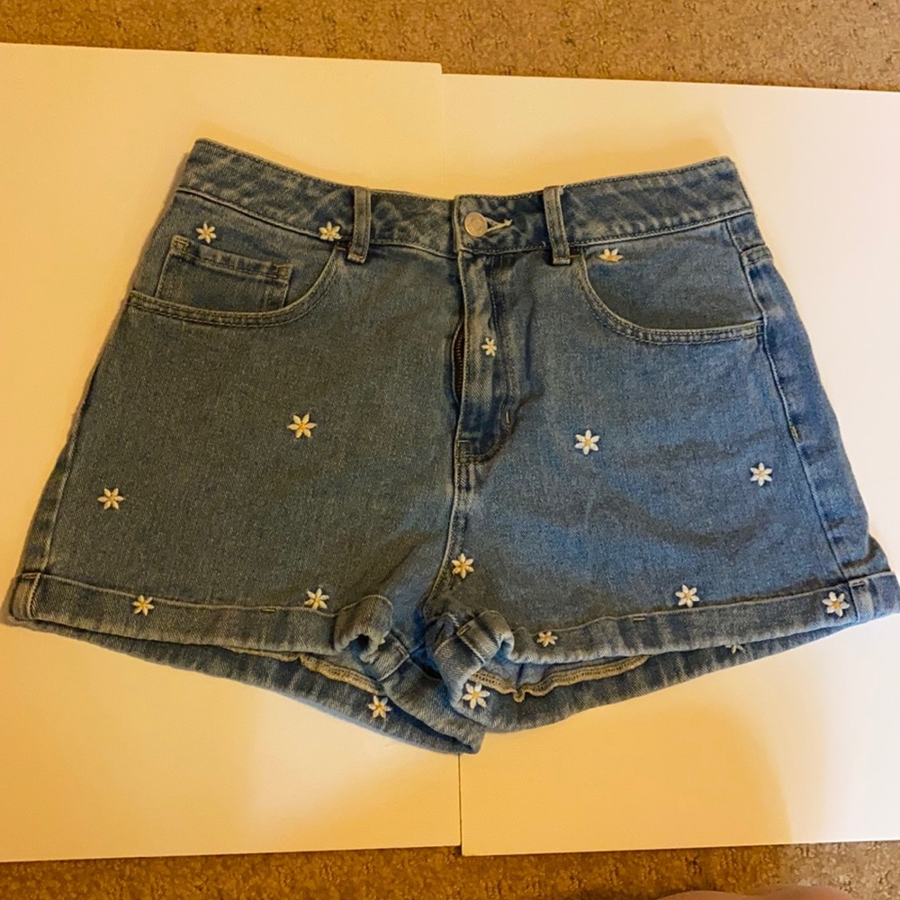 Daisy Jean shorts!